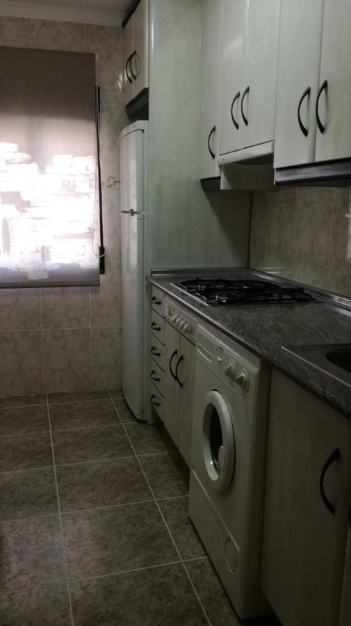 Apartamentos Los Robles Alcala del Jucar Eksteriør billede